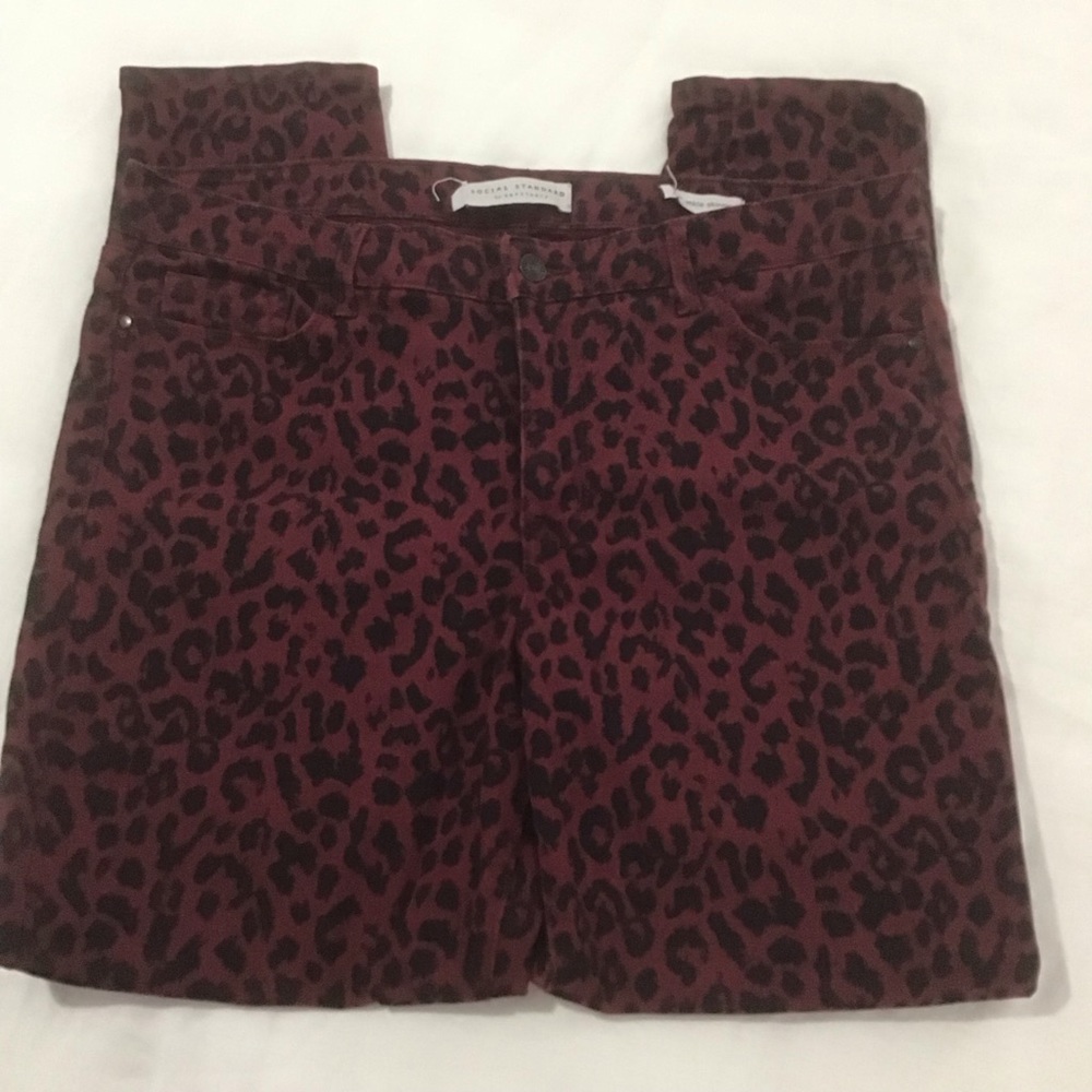 Social Standard by Sanctuary Ankle Skinny Red & Black Animal Print Jeans Size 12